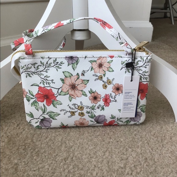 Apt. 9 Blocking Double Entry Crossbody Wallet - Picture 4 of 6